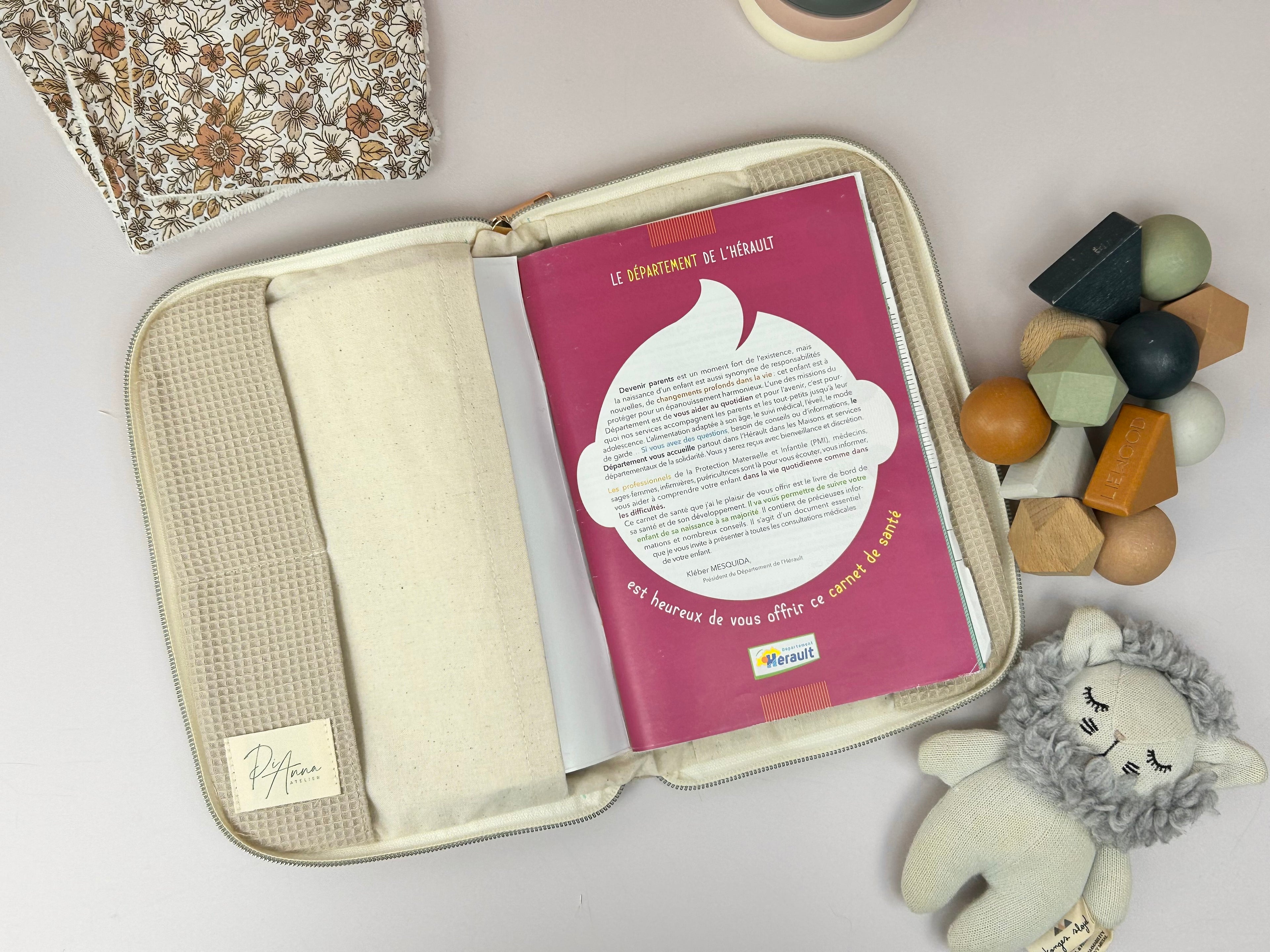 Protège carnet de santé personnalisé